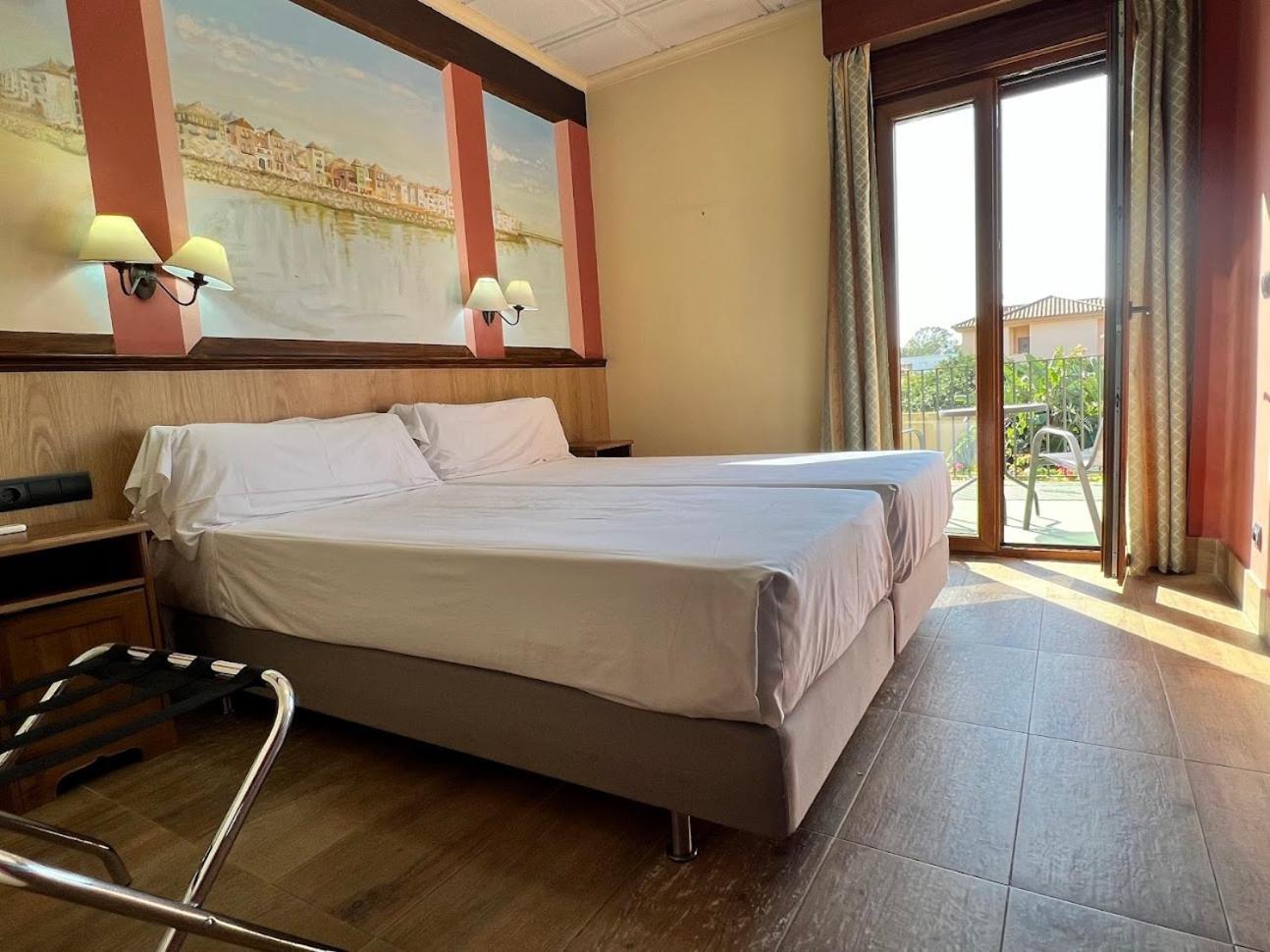Hotel Pinomar El Puerto de Santa María Esterno foto